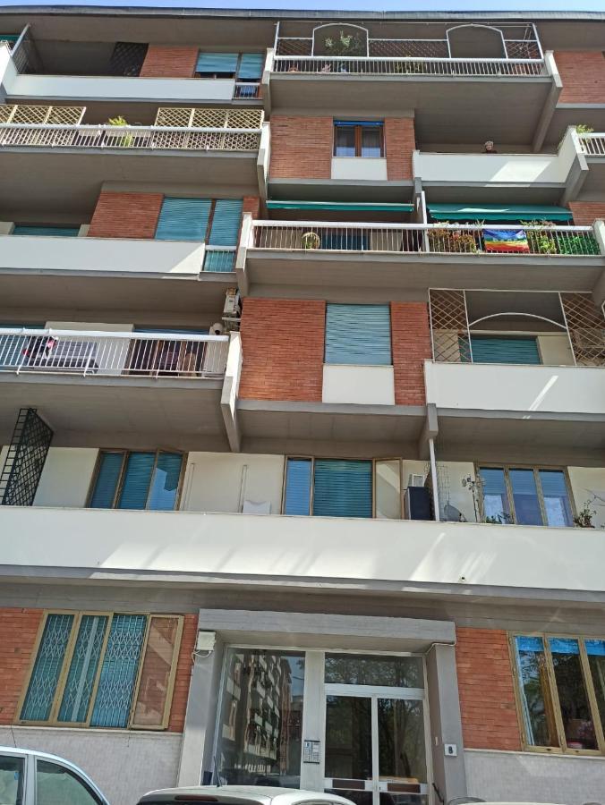Ferienwohnung Casa Vacanze Giulia A Careggi Wi-Fi Florenz Exterior foto