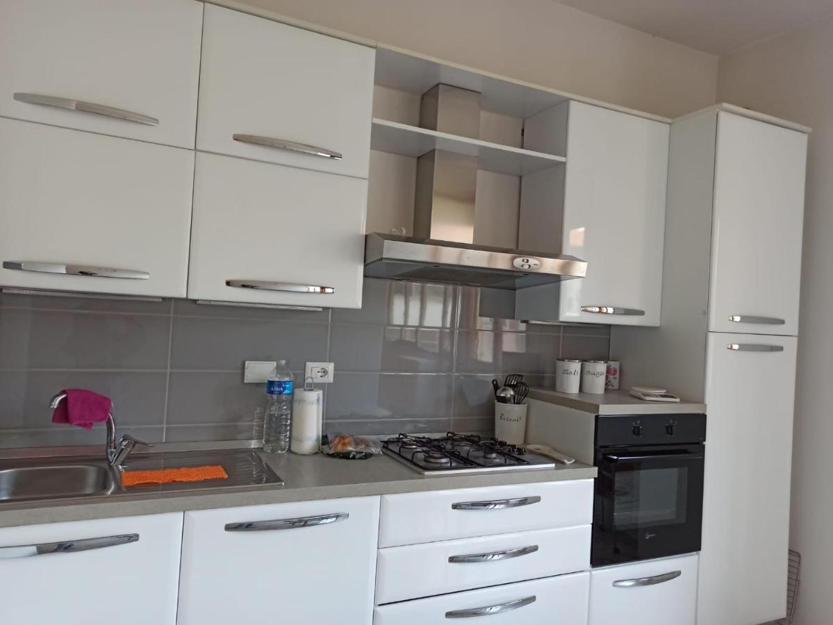 Ferienwohnung Casa Vacanze Giulia A Careggi Wi-Fi Florenz Exterior foto